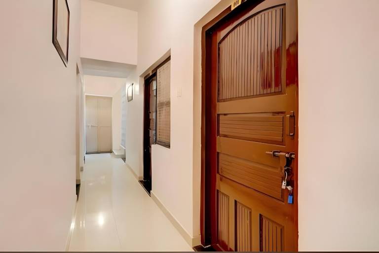 Trans Varuna Guest House — photo 3