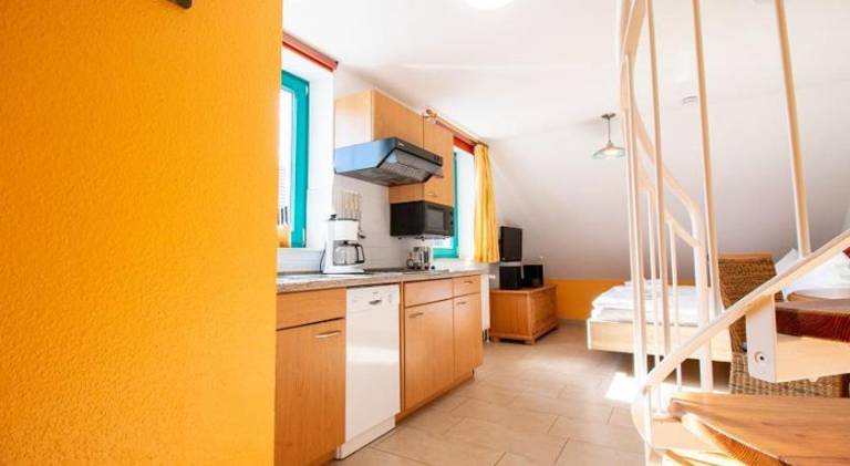 Apartment with 2 rooms for 4 persons — photo 3