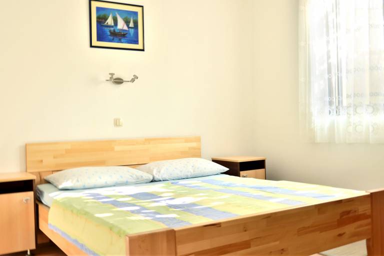 Two bedroom apartment near beach Pisak, Omiš (A-658-b) — photo 5