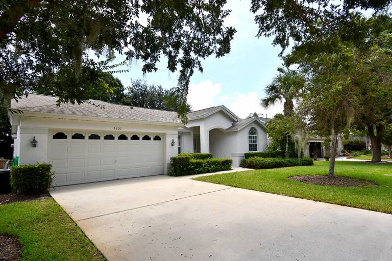 House  Four Corners