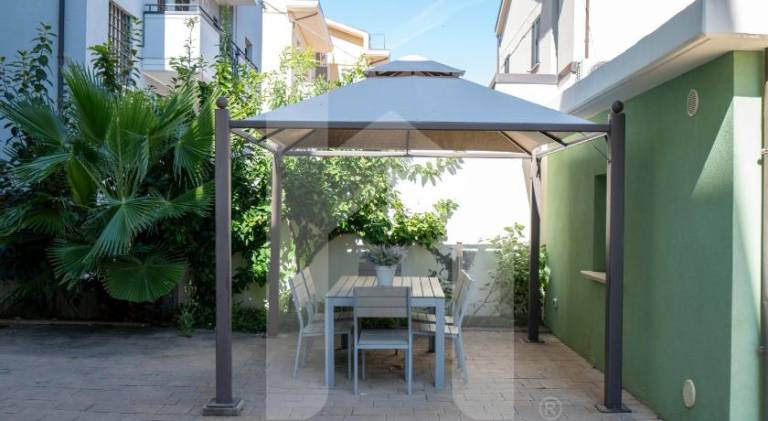 Apartment with BBQ — photo 5