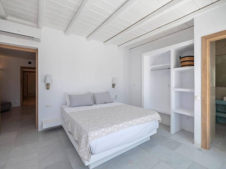 Vila Paros