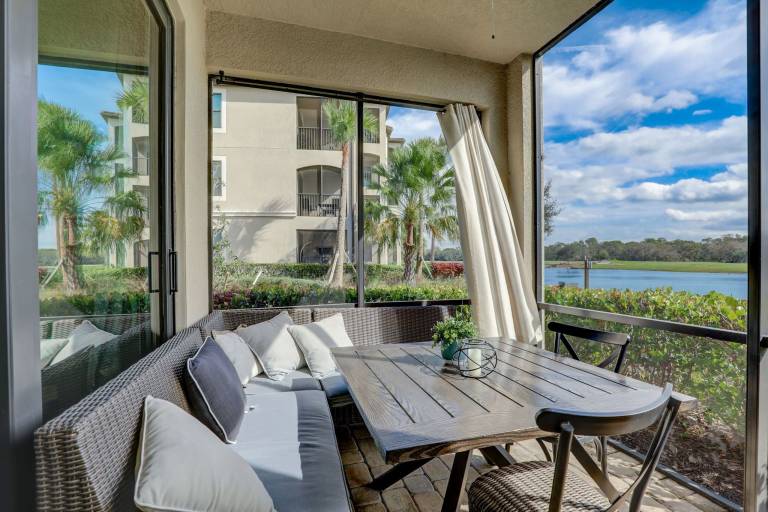 Condo  Bradenton