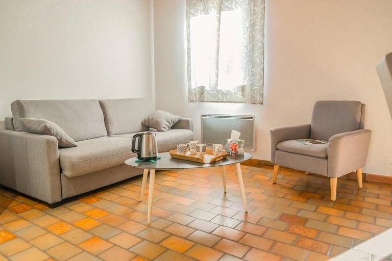 Gite with terrace — photo 4