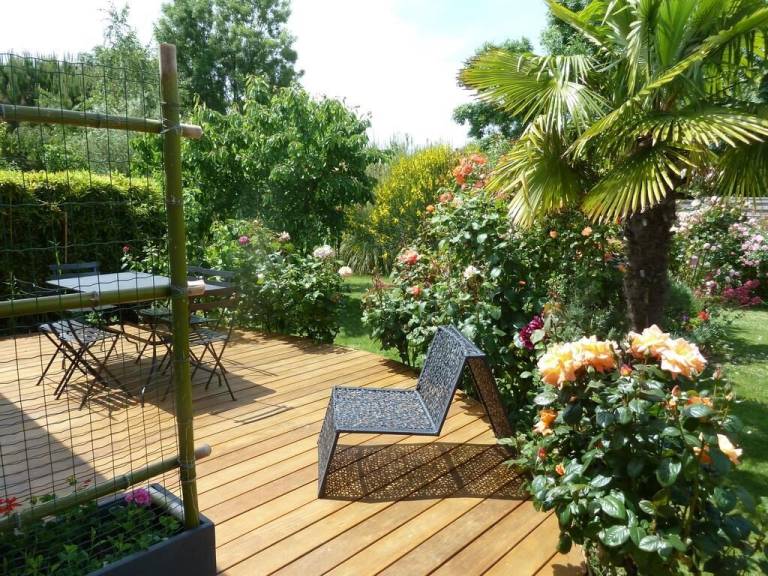 Holiday apartment with barbecue & garden | Beach view — photo 3