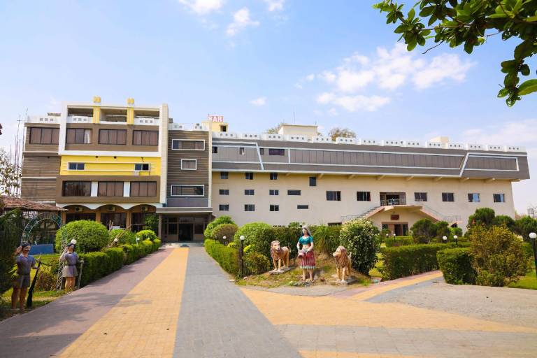 Hotel Sunrise N Resorts in Nagpur