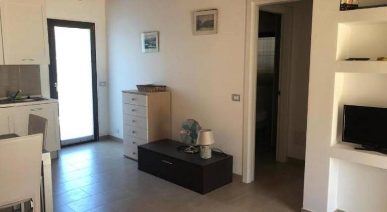 Apartment with 2 rooms for 6 persons — photo 2