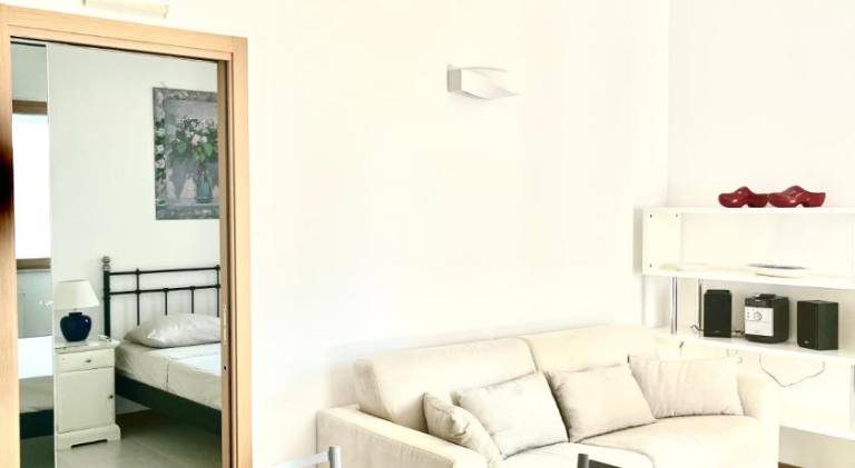 Pleasant villa with pool, hot tub & yard | Dogs allowed — photo 2