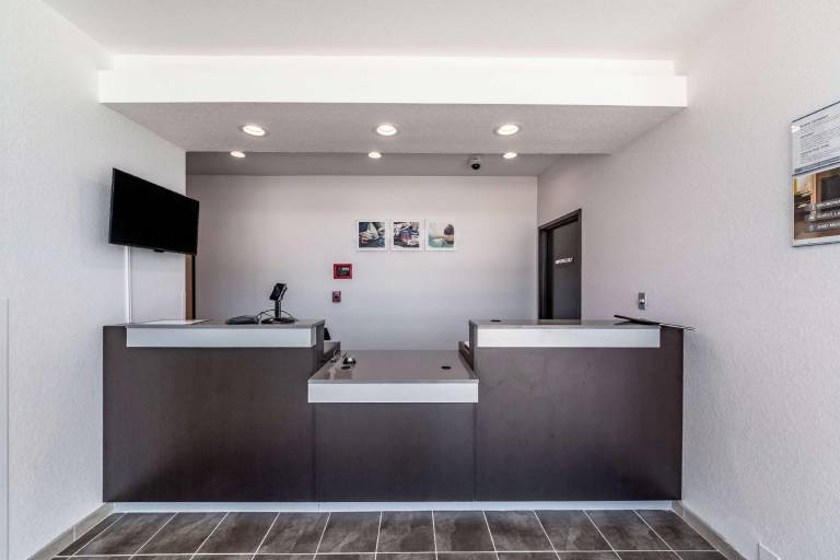 Studio 6 San Marcos, TX — photo 4