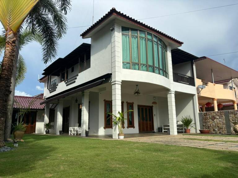 House  Taman Warisan