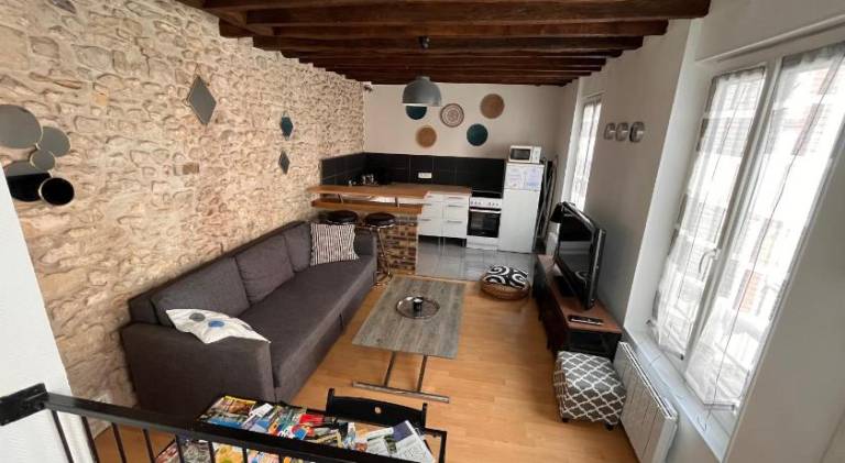 Rental apartment with 1 room for 4 persons in Fontainebleau