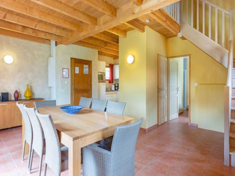 Beautiful house in a holiday park with a pool — photo 3
