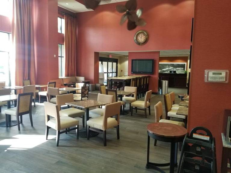 Hampton Inn & Suites Tampa-Wesley Chapel — photo 5