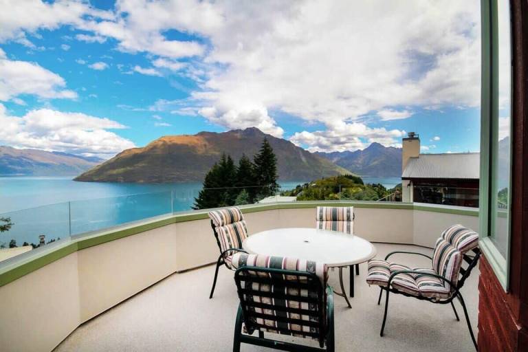 House  Queenstown