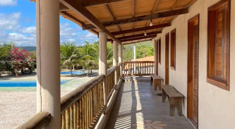 House with garden, pool & barbecue — photo 4