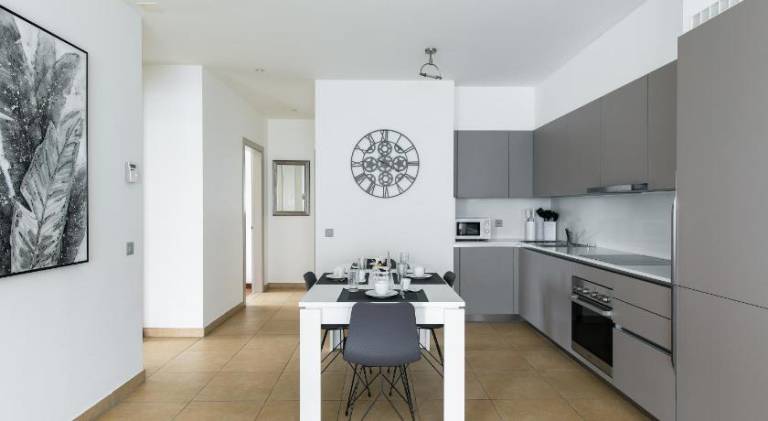 Nice apartment with patio | Beach nearby | Dogs allowed in Paradiso