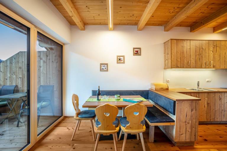Apartment 'Kreuzplonhof Apt Dorfblick' with Mountain View and private infrared cabin — photo 3