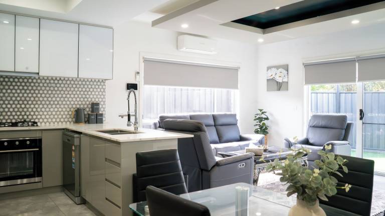 House Caroline Springs