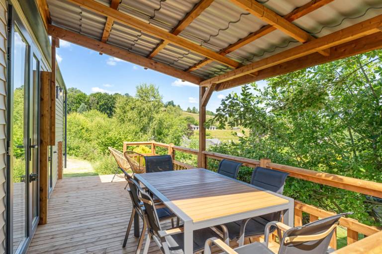 Children-friendly charming chalet with patio, pool & garden | Pets are welcome — photo 2
