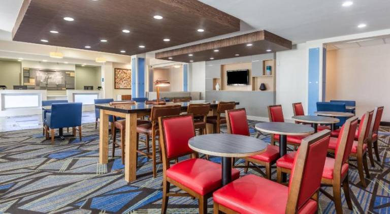 Holiday Inn Express - Albert Lea By IHG — photo 4