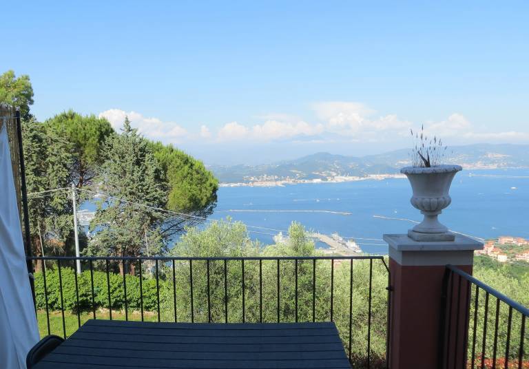 Agriturismo Terrazza sul Golfo: Appartamento Venera Azzurra - Villa Bello Sguardo con Piscina — photo 5