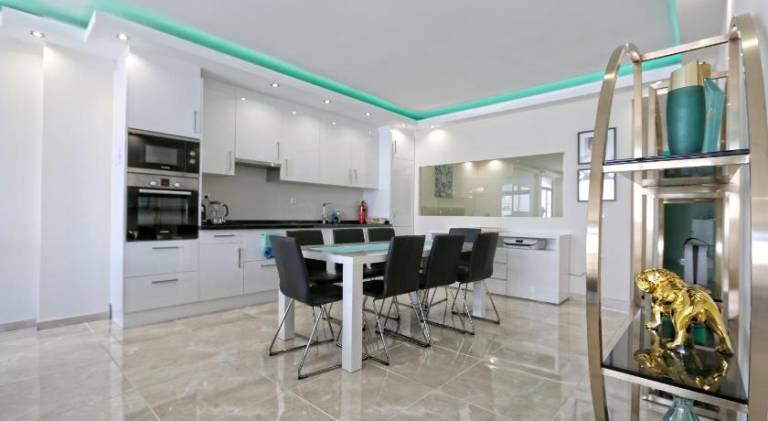 Child-friendly rental apartment with patio, garden & pool | Close to the beach | Dogs allowed — photo 5
