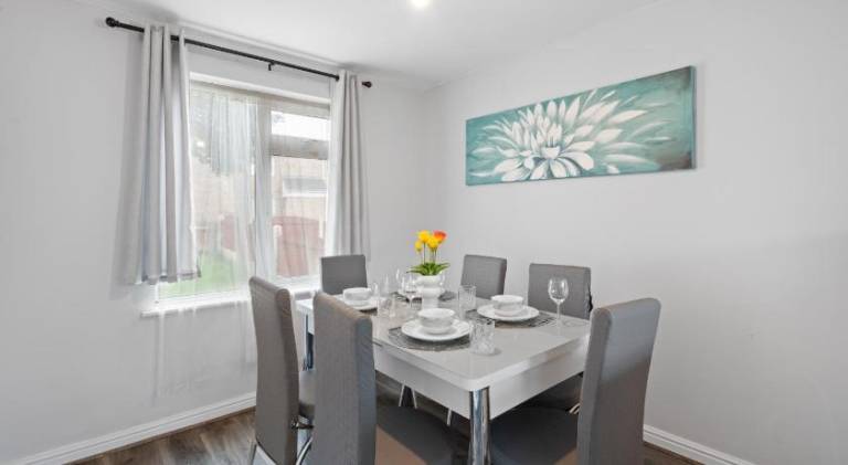 Rental apartment with 3 rooms for 6 persons — photo 4