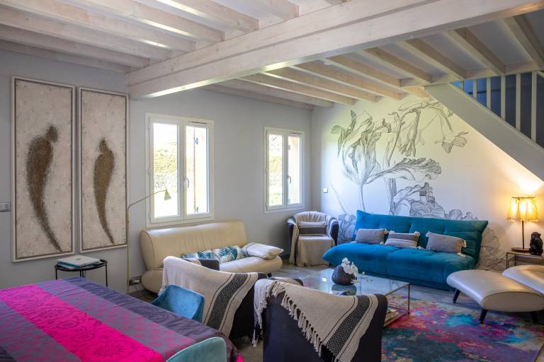 Holiday Home 'La Maison Des Mésanges' with Private Terrace, Wi-Fi and Air Conditioning — photo 4
