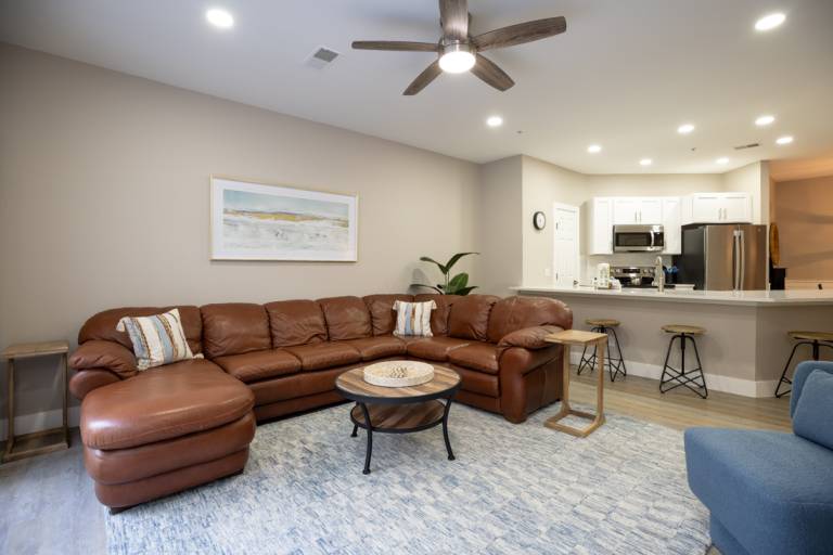 Children-friendly charming villa with fast internet & pool | Pets allowed in Hilton Head Island, SC