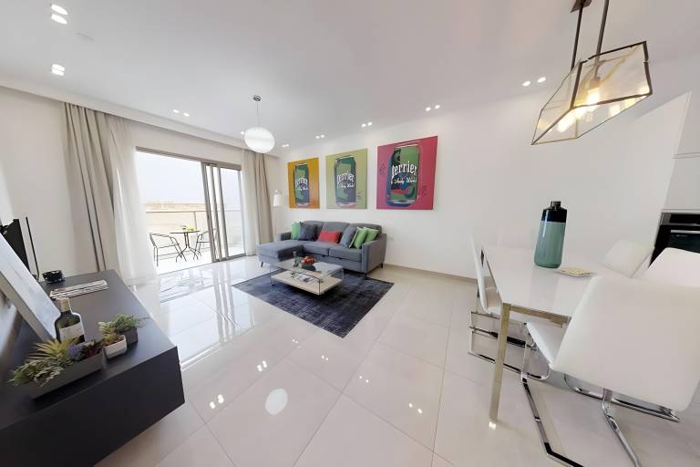 Holiday apartment with jacuzzi | Near Church of the Holy Sepulchre | Perfect for remote work | Pets are welcome — photo 2