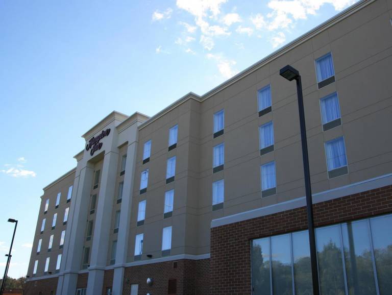 Hampton Inn Richmond-South in Richmond, VA