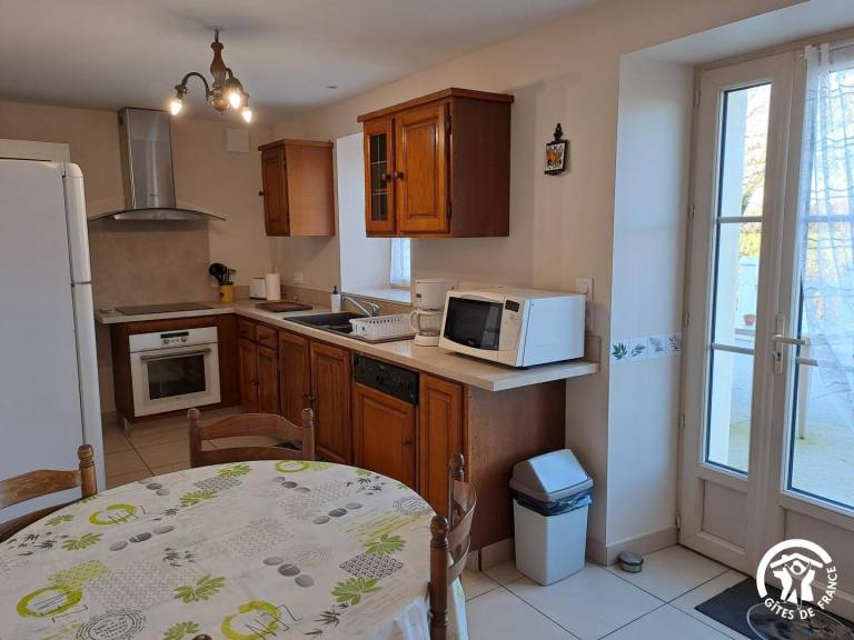 Fully equipped gite with barbeque, yard & terrace | Pets are welcome — photo 5