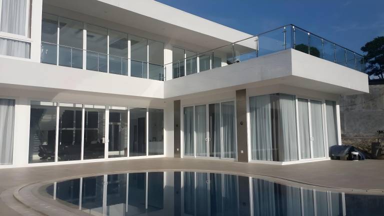 700 m² Villa