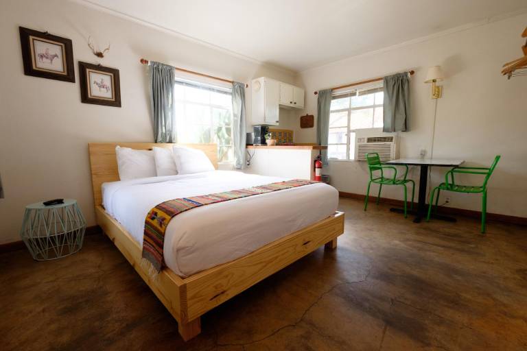Antelope Lodge — photo 2