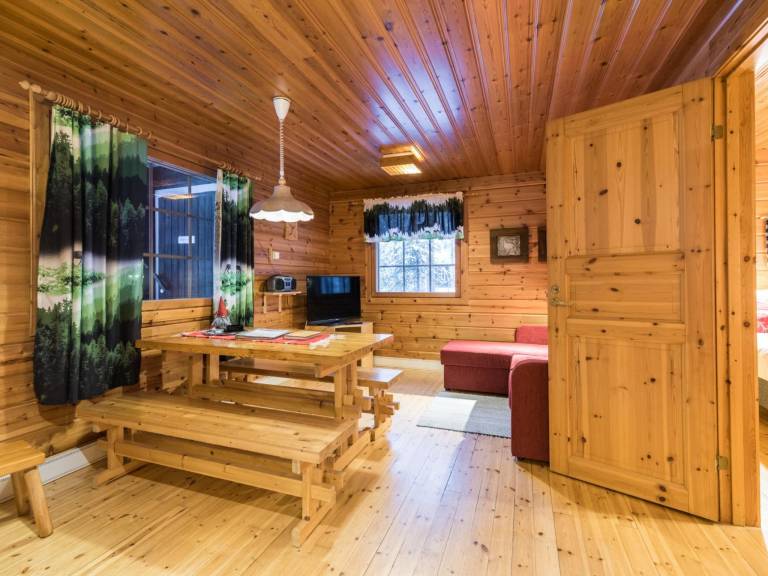 Vacation home with sauna | Pets allowed — photo 2