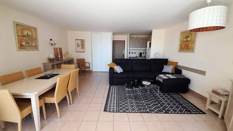Rental apartment with pool & patio | Next to the beach | Pets allowed — photo 2