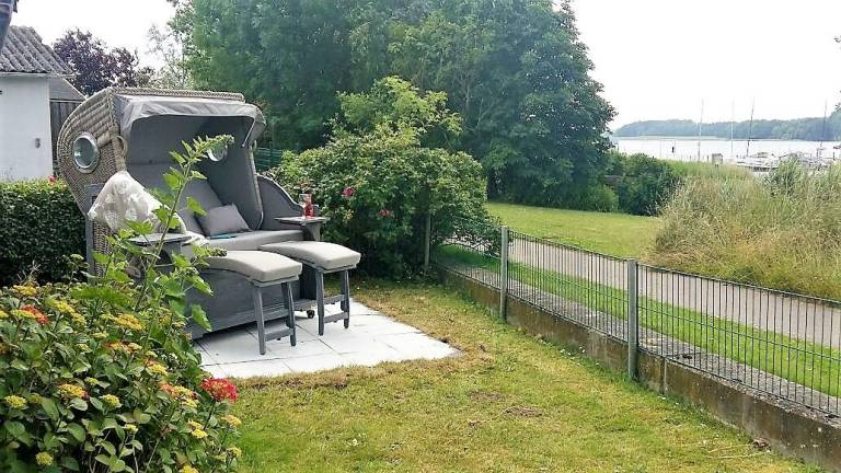 Traumhaus mit Blick auf die Schlei und vollständig eingezäuntem Grundstück — photo 3