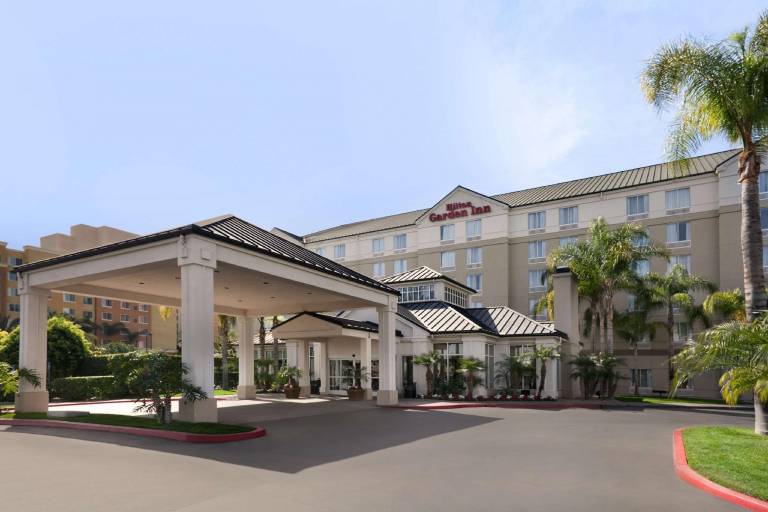 Hilton Garden Inn Anaheim/Garden Grove — photo 2