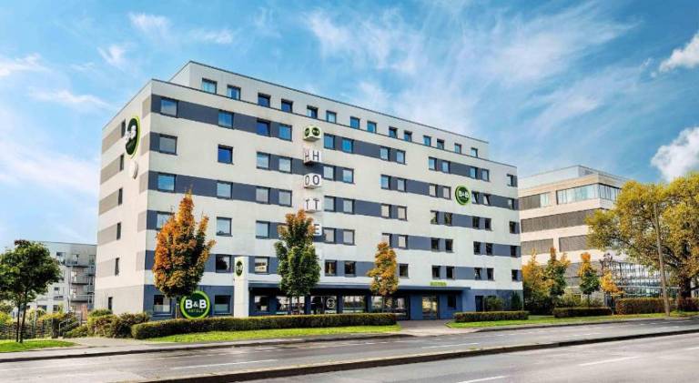 B&B HOTEL Wiesbaden-Hbf — photo 2