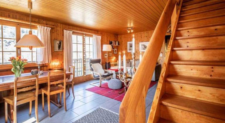 Apartment with terrace, BBQ & yard in Fiesch