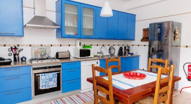 Fully equipped spacious vacation home with patio, garden & barbeque | Good for workation | Pets allowed — photo 3