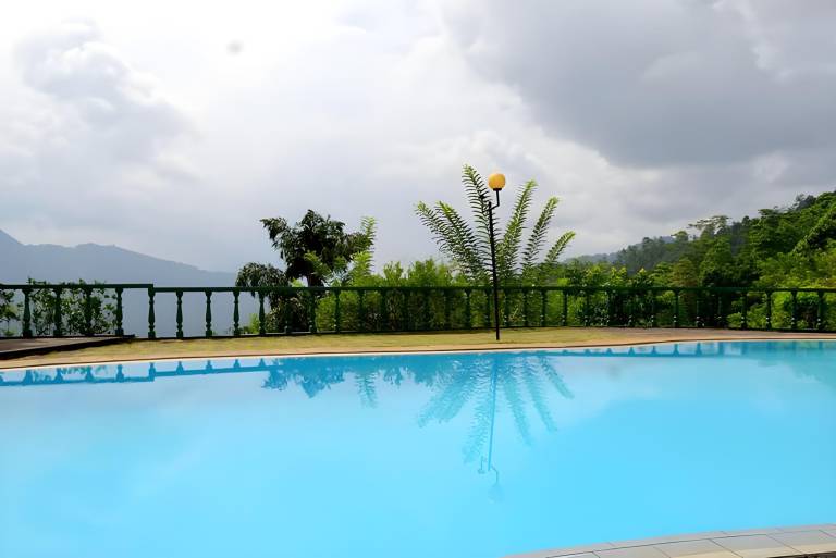 Hotel Breetas Garden