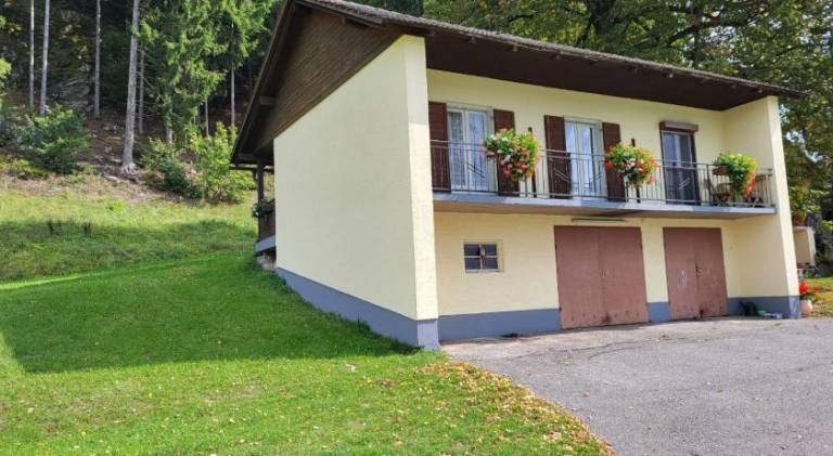 Apartment with barbecue, terrace & garden in Villach