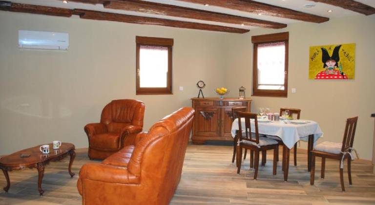 House with 2 rooms for 4 persons — photo 2