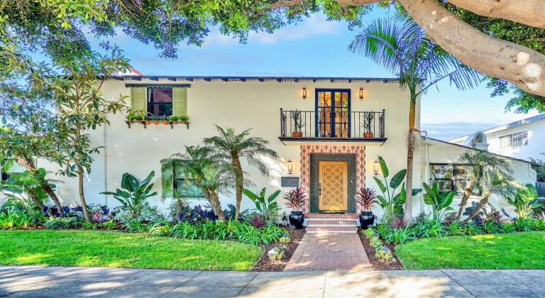 House  Eastside