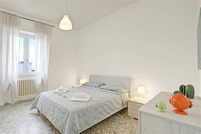 Apartment with 2 rooms for 5 persons — photo 5
