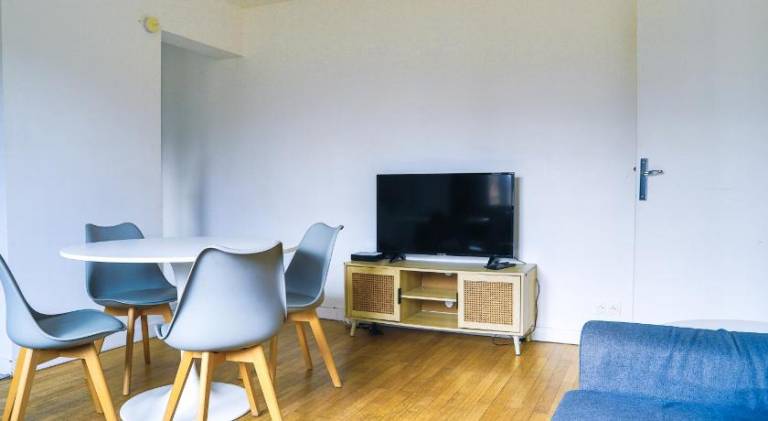 Apartment with 2 rooms for 6 persons — photo 2