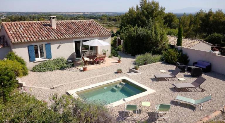 Vacation home with pool — photo 5