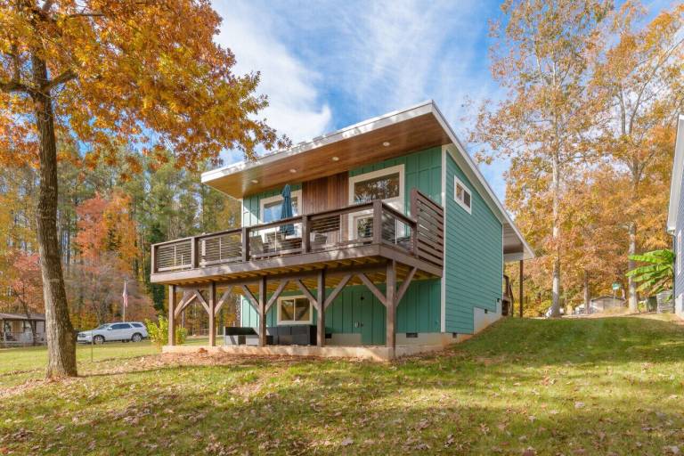 House  High Rock Lake