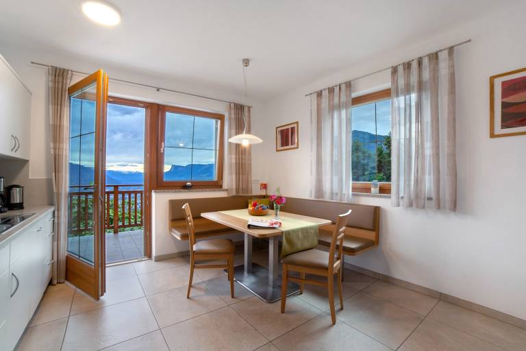 Apartment 'Oberötzbauer Alpenrose' with Mountain View, Shared Garden and Wi-Fi — photo 4